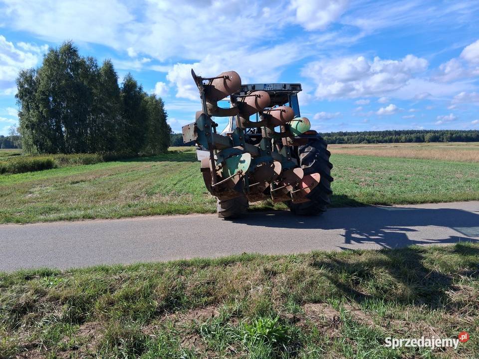 Pług 4 obrotowy regulowana szerokość orki Stany