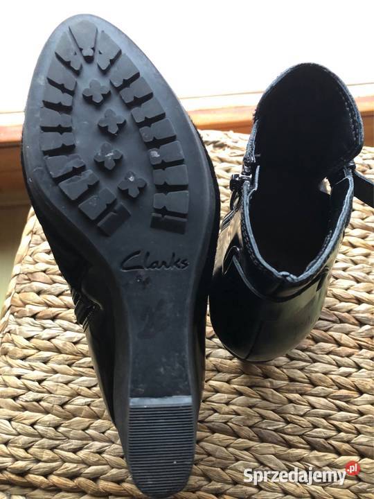 Kozaczki renomowanej firmy Clarks 36 skóra ekologiczna Nowy Sącz