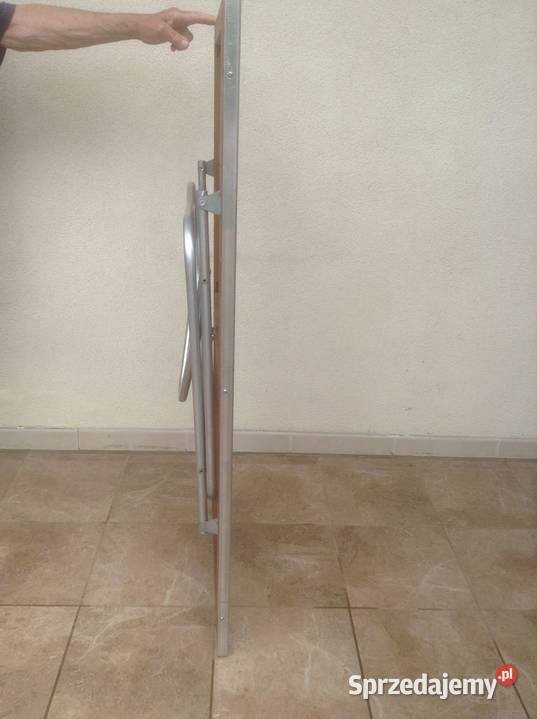 Stolik turystyczny składany na stelażu Krzesełka i leżaki opolskie Opole sprzedam