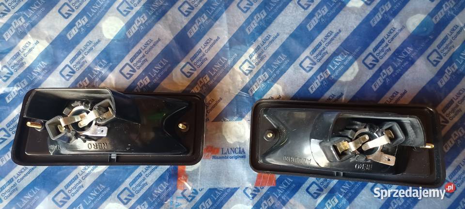 Kierunkowskazy dwufunkcyjne LEART Fiat 126 Oświetlenie Krosno sprzedam