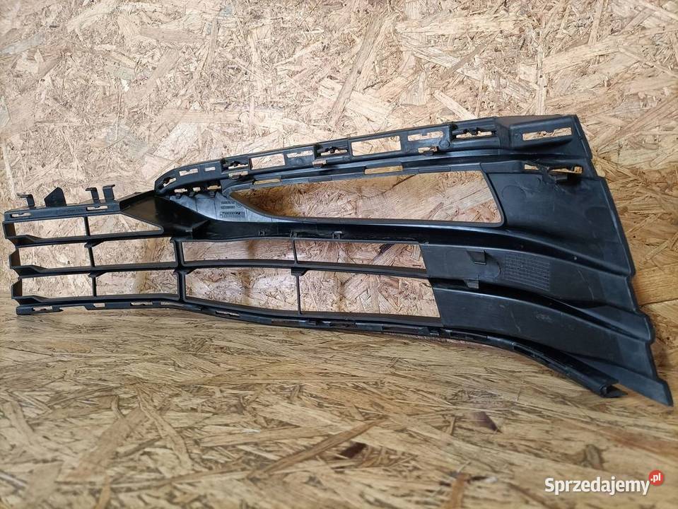 BMW 5 G30 G31 KRATKA ZDERZAKA PRAWY PRZÓD Pleszew