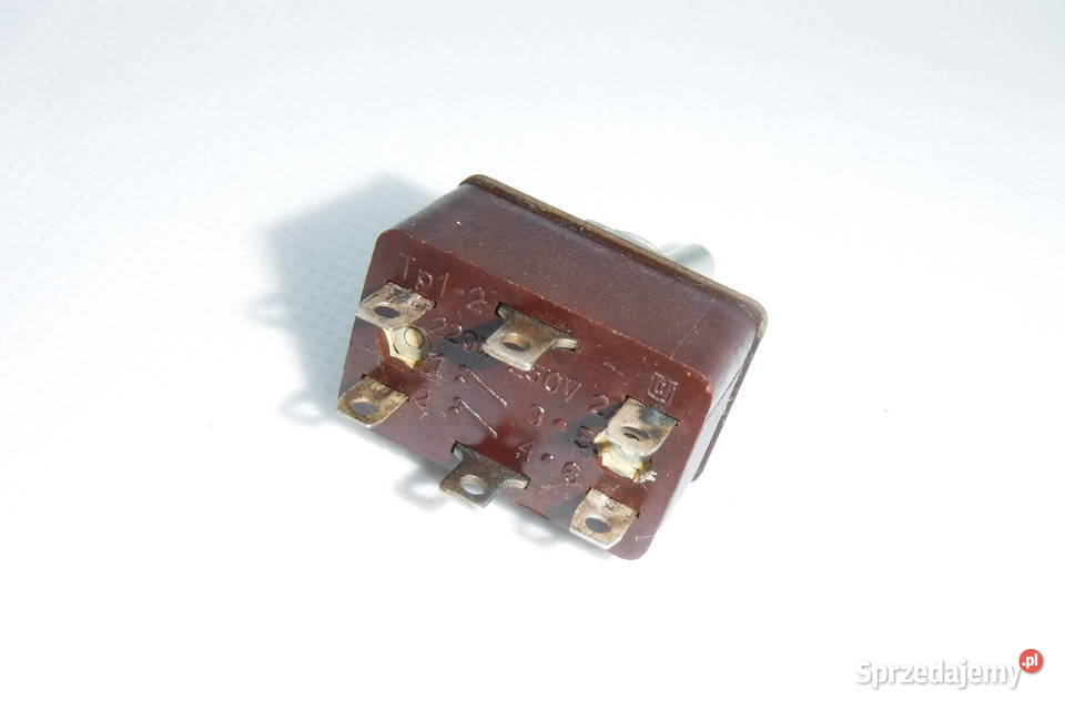 Tp12 Przełącznik 2A 250V 220W przerzutowy Otwock