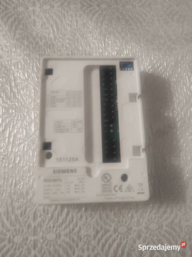 Regulator pomieszczeniowy Siemens RDG 160TU Ogrzewanie sprzedam