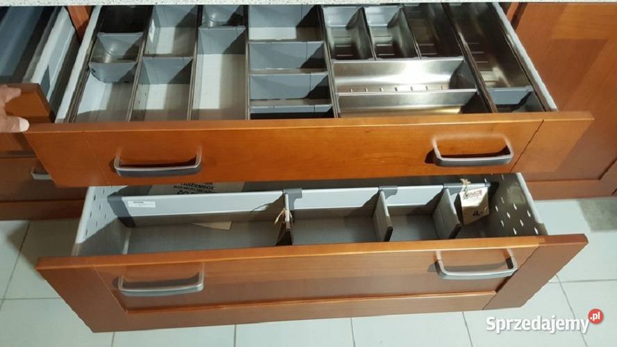 Kuchnia Black Red White Capital 35th Avenue