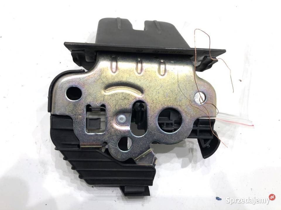 ZAMEK KLAPY TYŁ AUDI A6 C7 Kombi 8R0827505A 1118