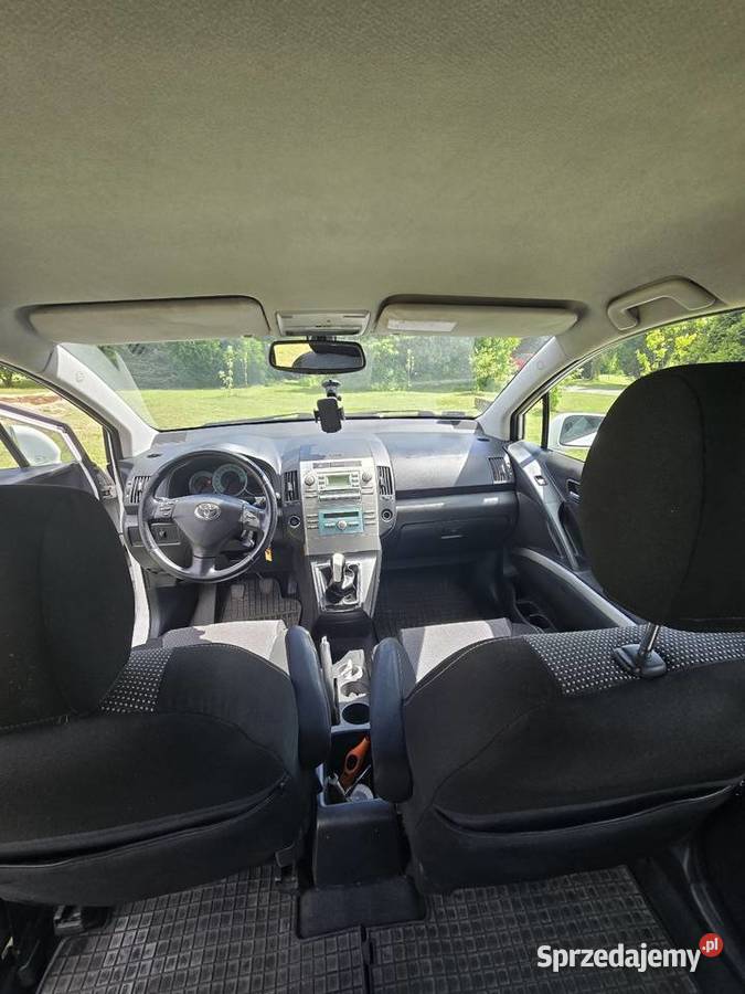 Toyota Corolla Verso biały Gogolin