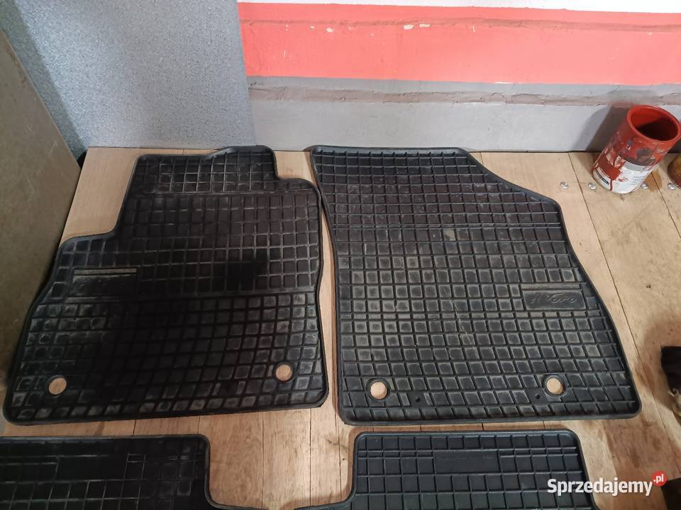 Dywaniki gumowe do opla astry k hatchback mazowieckie Garwolin sprzedam