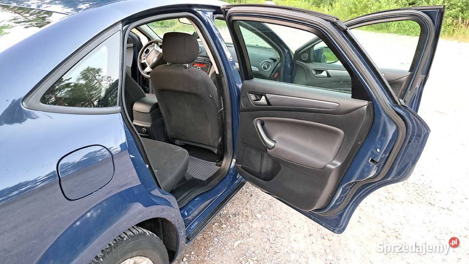Ford Mondeo Salon 160 2kpl opon Nowe sprzęgło 1600cm3 Starachowice