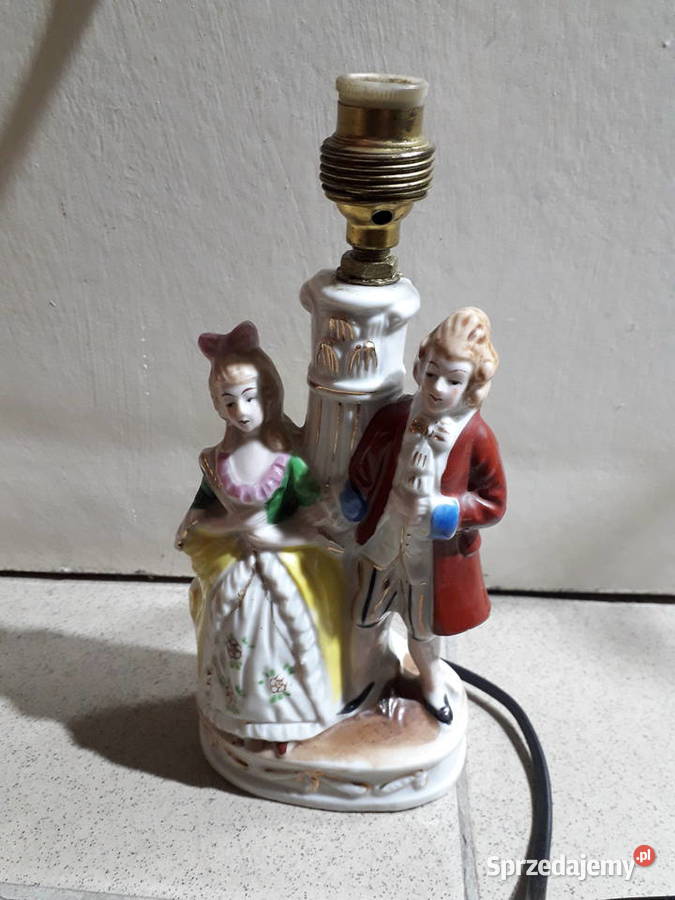 Vintagowa lampa buduarowa
