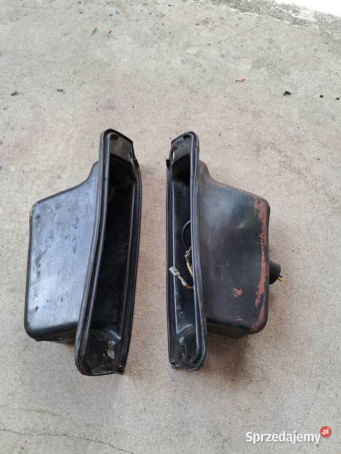Obudowy kierunkowskazów przód PL Fiat 125p osobowe wielkopolskie Leszno