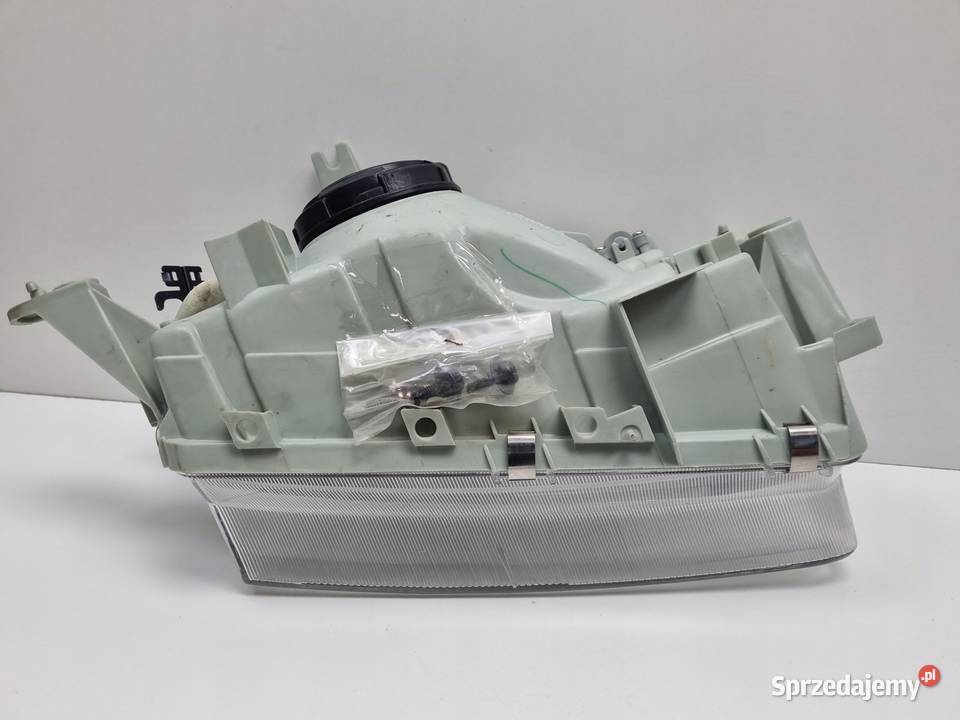 LAMPA LEWA Mazda 323 BA SEDAN 9598r PRZEDNIA sprzedam