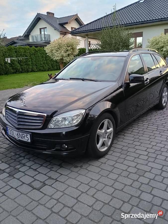 Mercedes cklasa w204 kombi dużym serwisie Rok produkcji 2010 Mokrsko Rządowe
