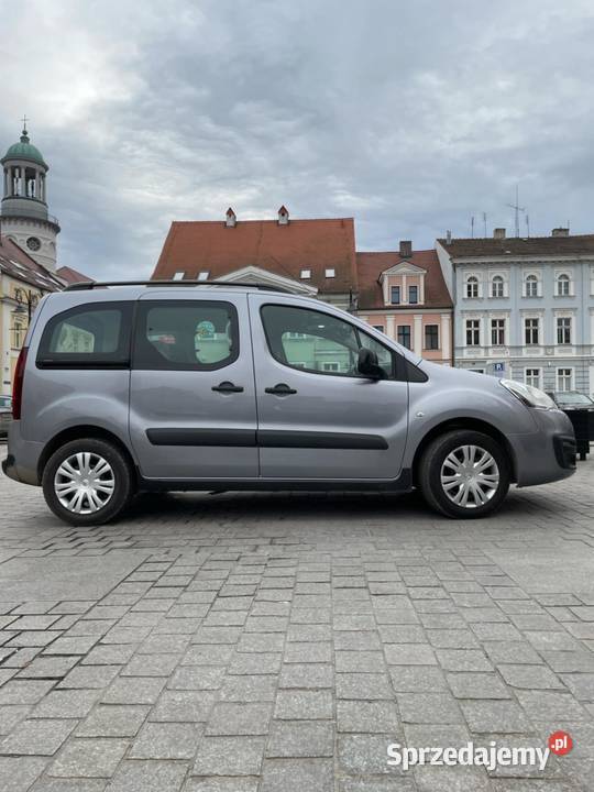 Sprzedam citroen berlingo XTR 2015r Rok produkcji 2015 Krobia