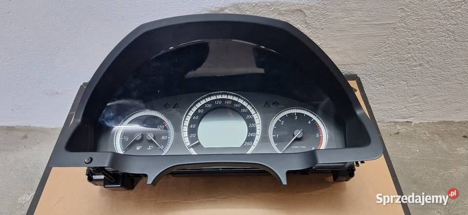 Licznik Zegary MB W204 Sandomierz sprzedam