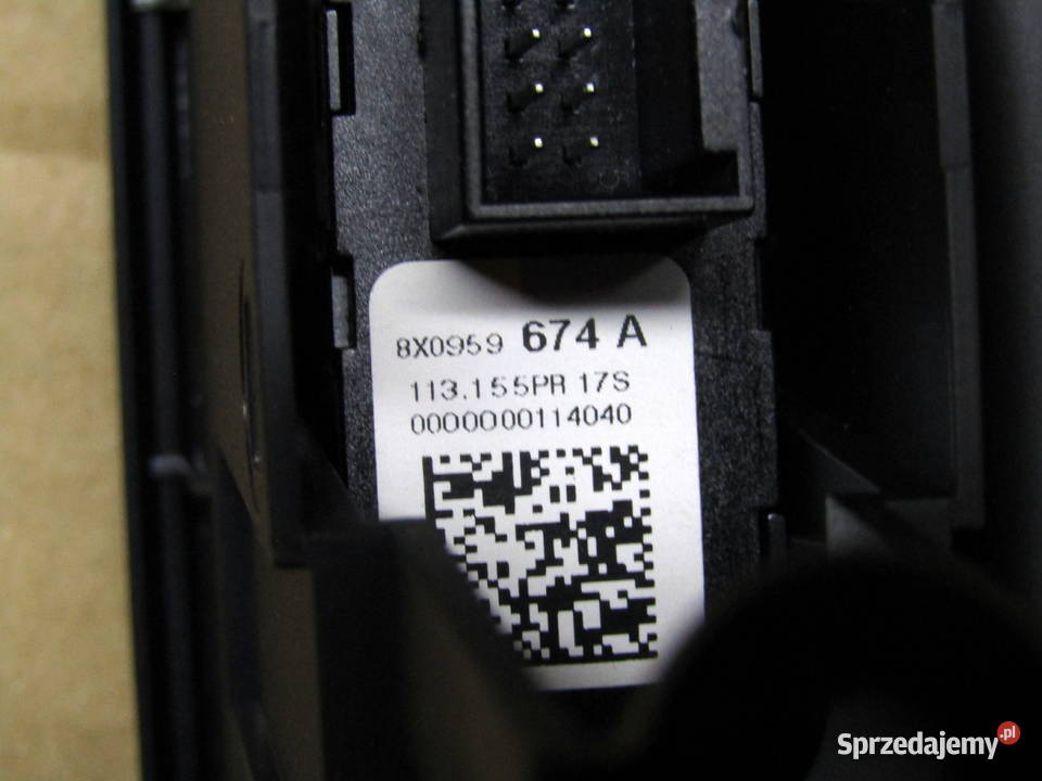 PANELPRZEŁĄCZNIK GRZANIA FOTELI AUDI A1 8X LIFT łódzkie