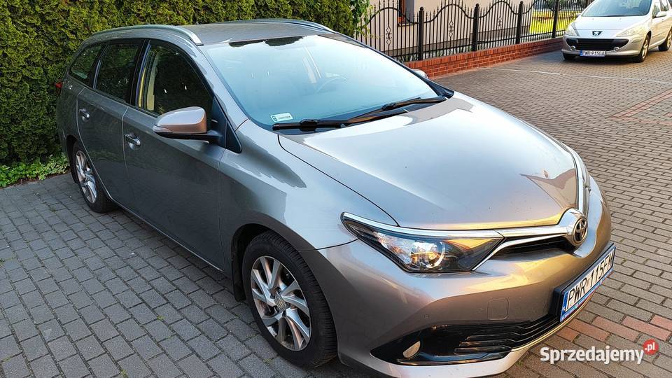 Toyota Auris Kombi 1600ccm 132 lpg 65l na 100 4/5 Auris Orzechowo sprzedam