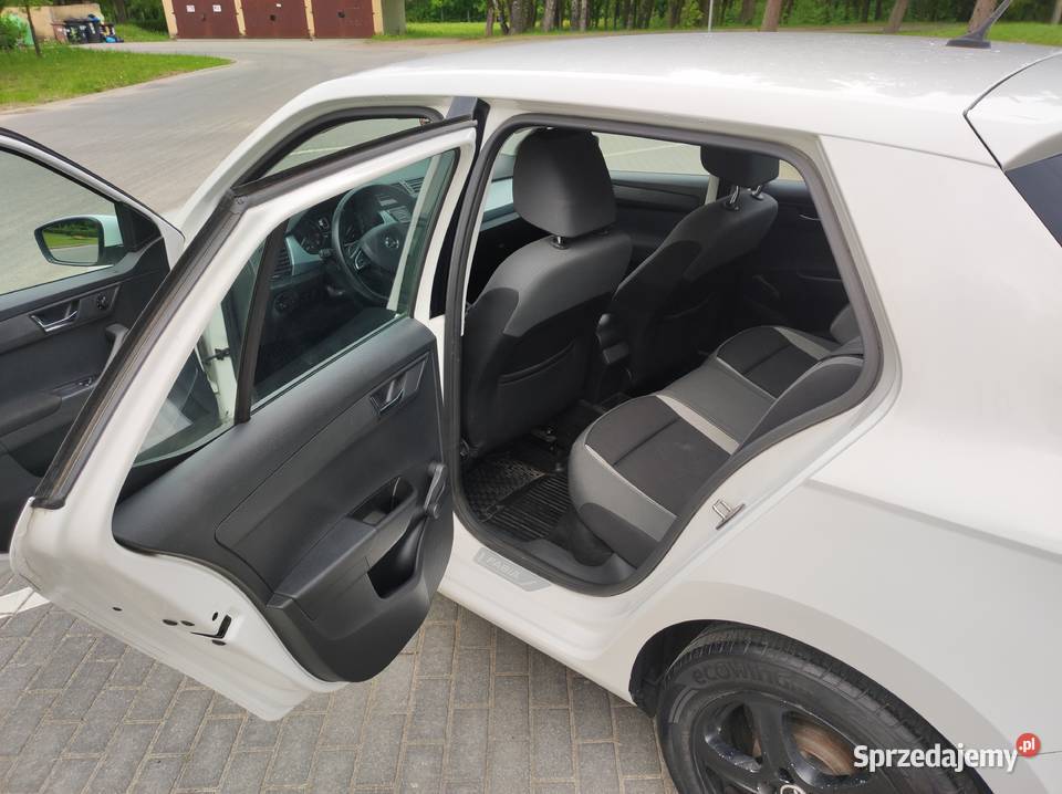 Skoda Fabia III 12 Ambition TSI 90 4cylindry Rok produkcji 2016 Śmiardowo Krajeńskie