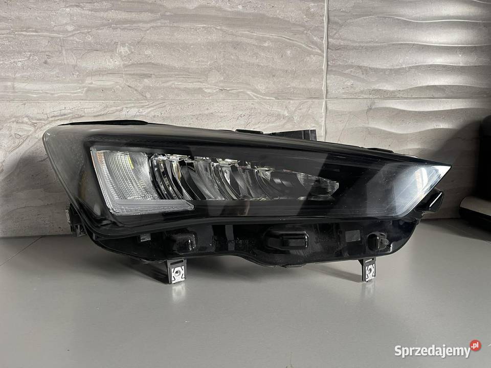 SEAT LEON CUPRA PRAWA LAMPA PRZÓD FULL LED Ostroróg sprzedam