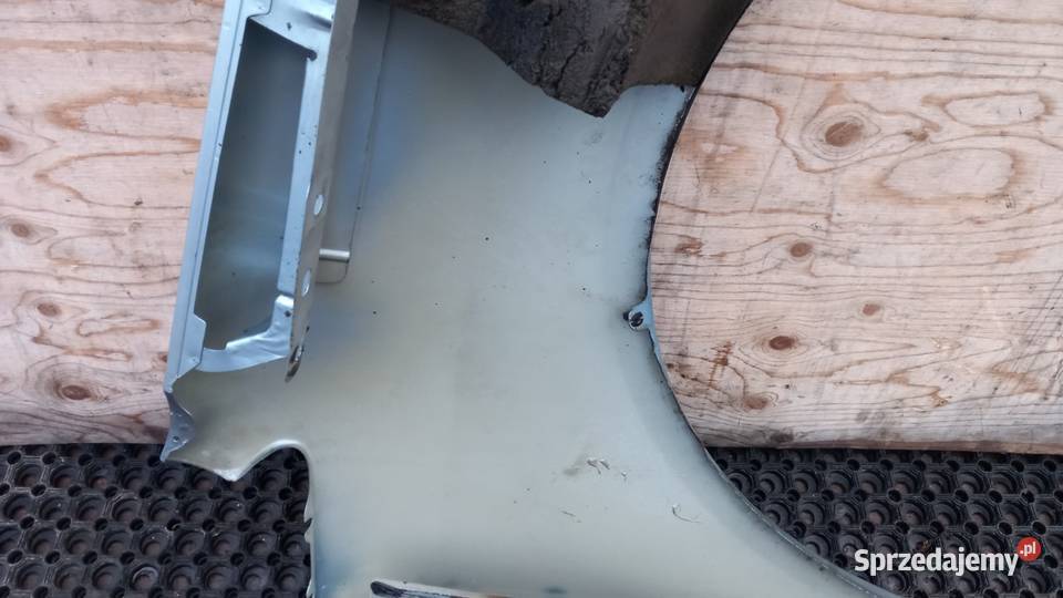 VW TOURAN I CADDY II BŁOTNIK PRZÓD LEWY LB5S sprzedam