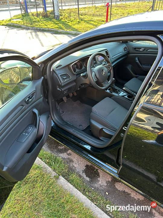 Renault Megane 12 Turbo 2016 mały przebieg lubelskie Chełm sprzedam