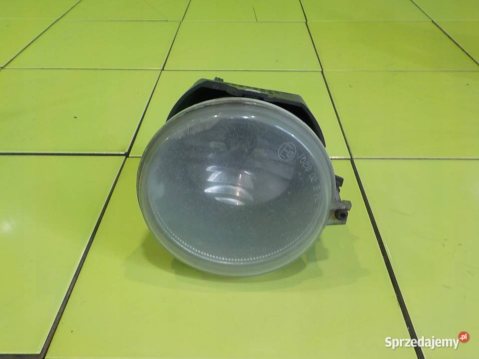 CHRYSLER 300C 06r SEDAN 4D halogen prawy osobowe Suków