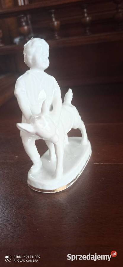 Figurka porcelanowa chłopczyka z kózką Gdańsk
