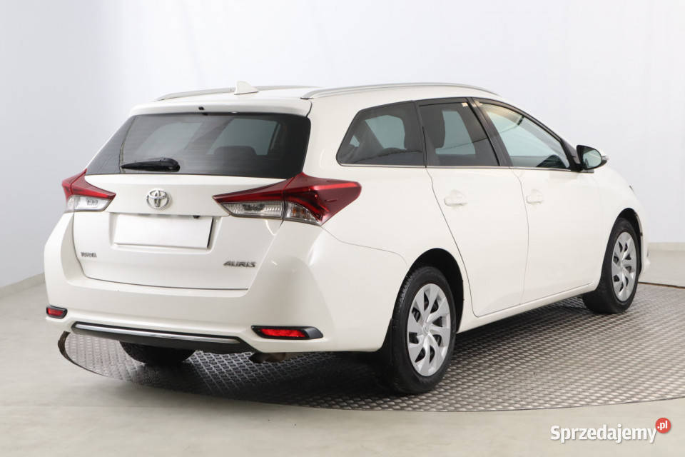 Toyota Auris 16 Valvematic Rok produkcji 2016