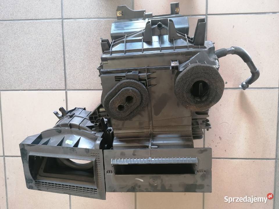 obudowa ogrzewania i dmuchawy 8200367470 Renault