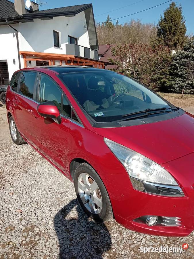 Sprzedam PEUGEOT 5008 BENZYNA ZAMIANA 7 OSOBOWY manualna