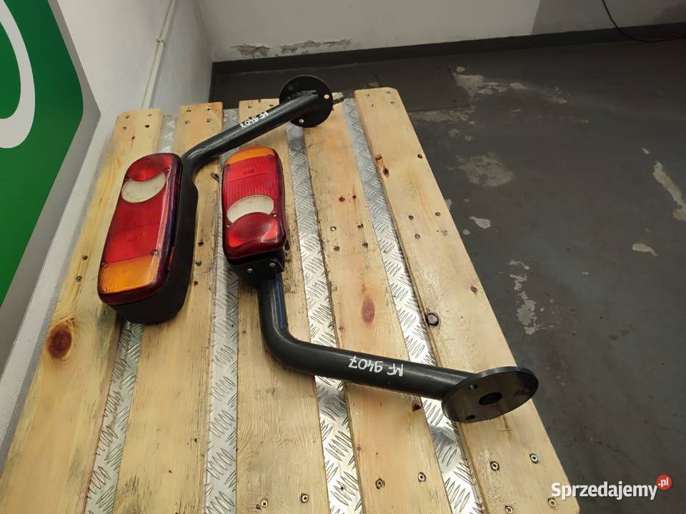 Lampa mocowanie MASSEY FERGUSON 9407 wielkopolskie