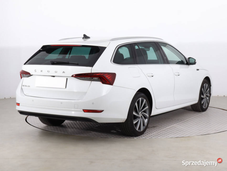 Skoda Octavia 15 TSI Piaseczno
