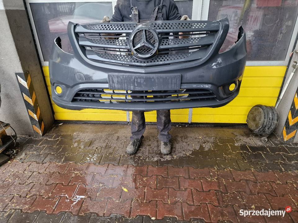Mercedes Vito Zderzak przedni z grillem do dostawcze Łódź