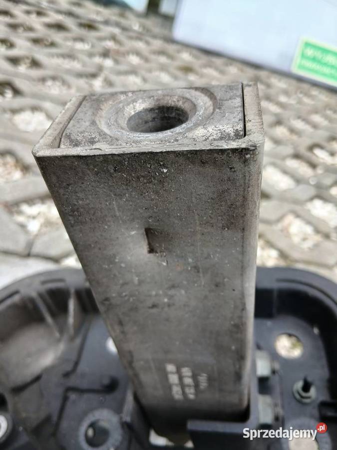 Odbój strefa zgniotu absorber sztyca przód Audi Szczerbice