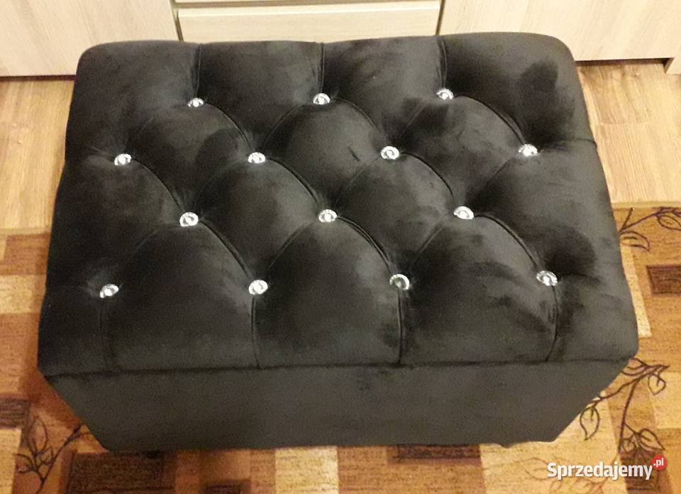 Pufy z pojemnikiem stoliki glamour