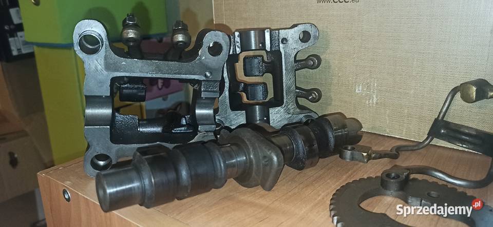 Głowica z klawiaturą i wałkiem Honda CB450S Gliwice