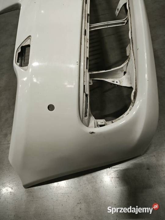 Zderzak przedni BMW F10 Pępowo