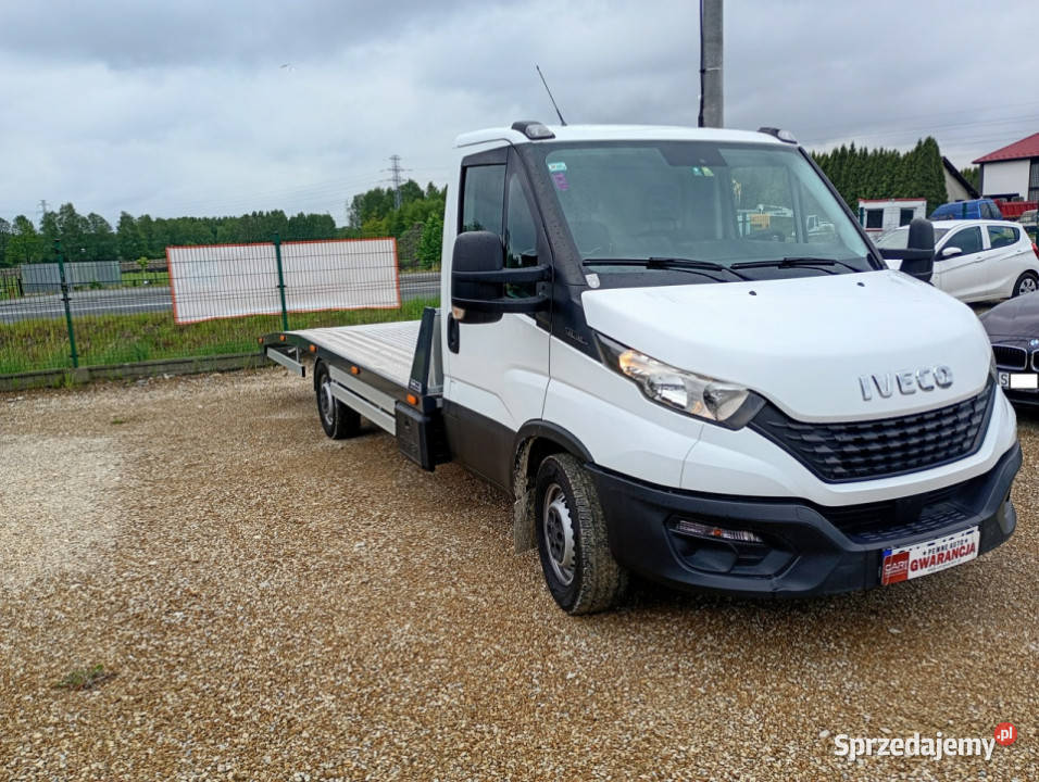 Iveco Daily 35S14 nowy najazd pomoc drogowa śląskie Chełm Śląski