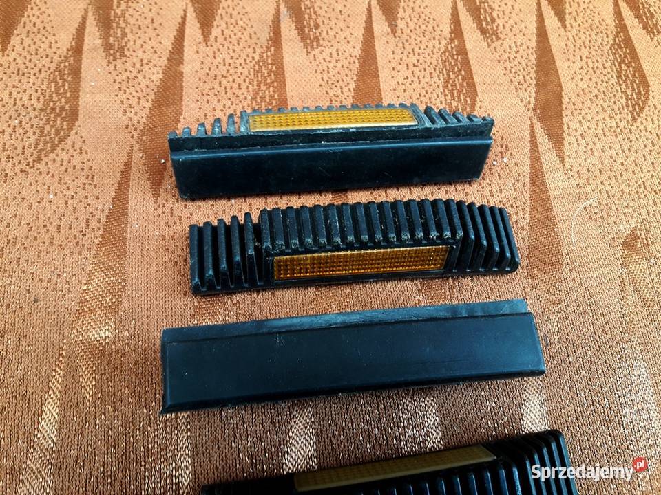 Wartburg Trabant Fiat Polonez Skoda odbojniki Piotrków Trybunalski sprzedam
