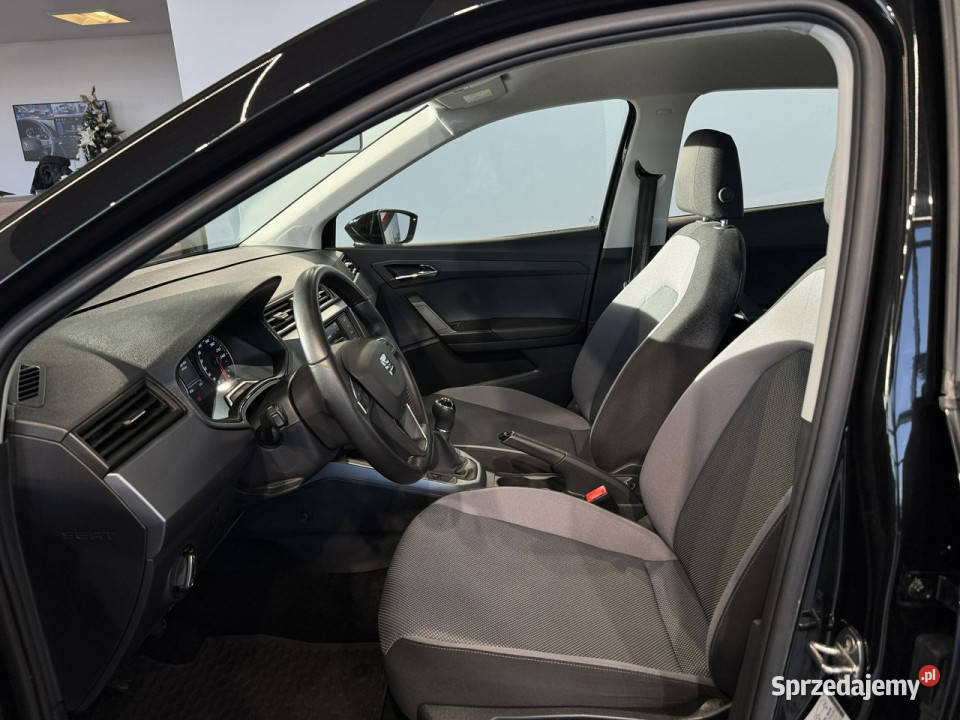 Seat Arona Style 10TSI 95 M5 2020 r salon SUV Myślenice