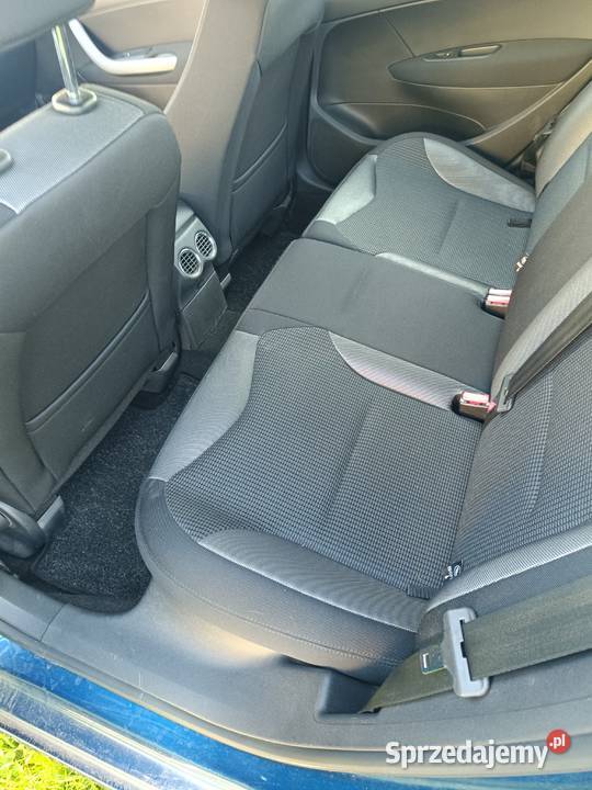 Peugeot 308 2007 r 135 przebiegu 16 benzyna 120