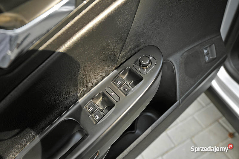 DSG PASSAT HIGHLINE TDI 140 ALU XENON SKÓRA NAVI nieuszkodzony Płock sprzedam