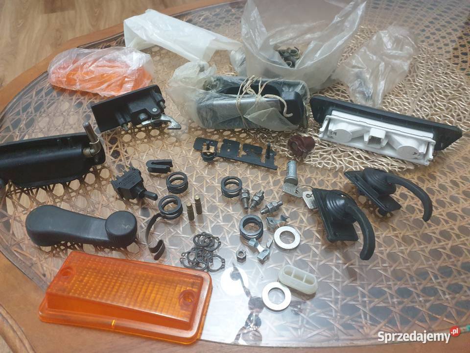 Sprzedam orginalne części z epoki do Fiata 126 p Jasło