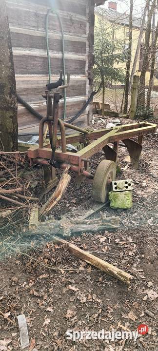 Pługi 4 skibowe małe nieuszkodzony Bychawa