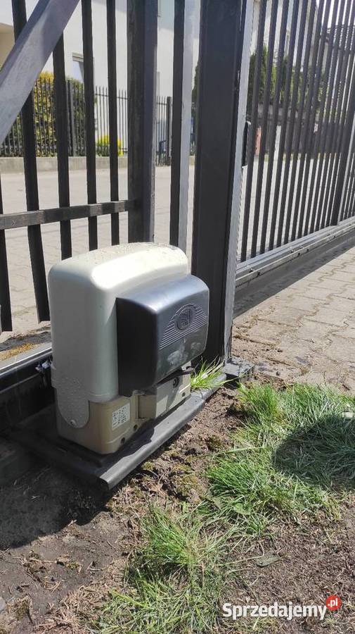 Bramy Automatyka Siłowniki Serwis bram Warszawa