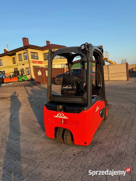 wózek widłowy elektryczny LINDE E16L Triplex