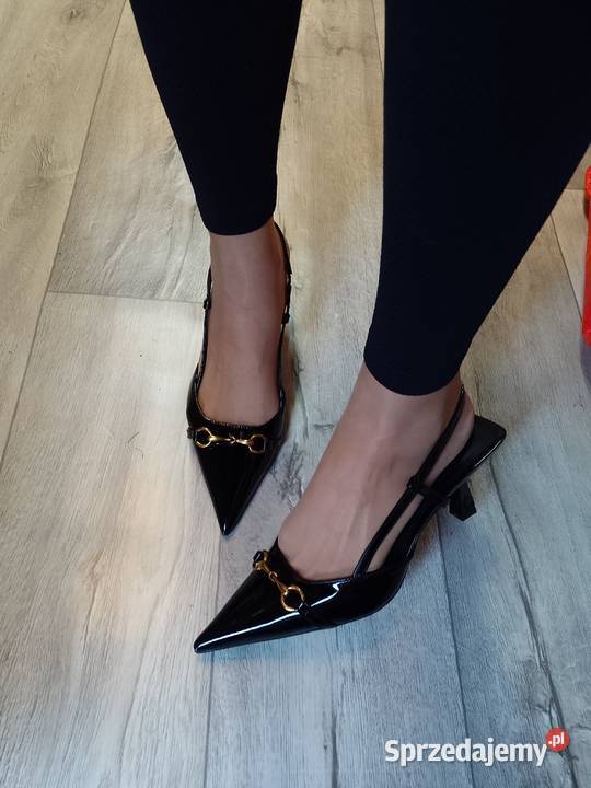 42 Czarne czółenka wieczorowe z odkrytą piętą małopolskie Kraków