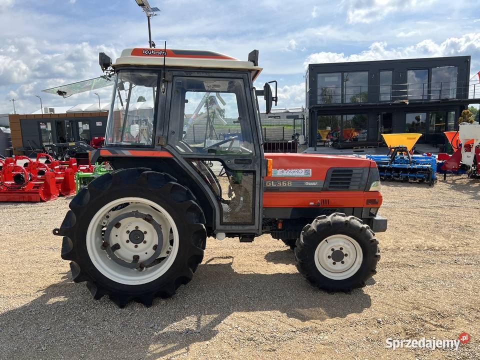 TRAKTOREK Kubota GL 368 4X4 36 INNE MODELE I Ciągniki