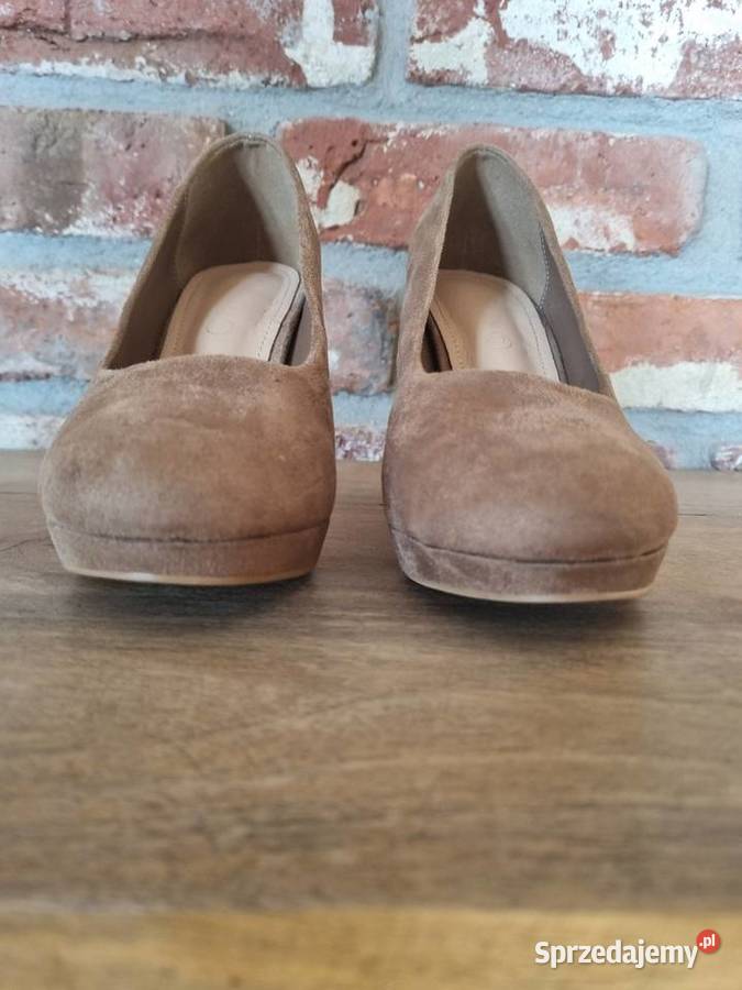 Beżowe czółenka na obcasie Czółenka