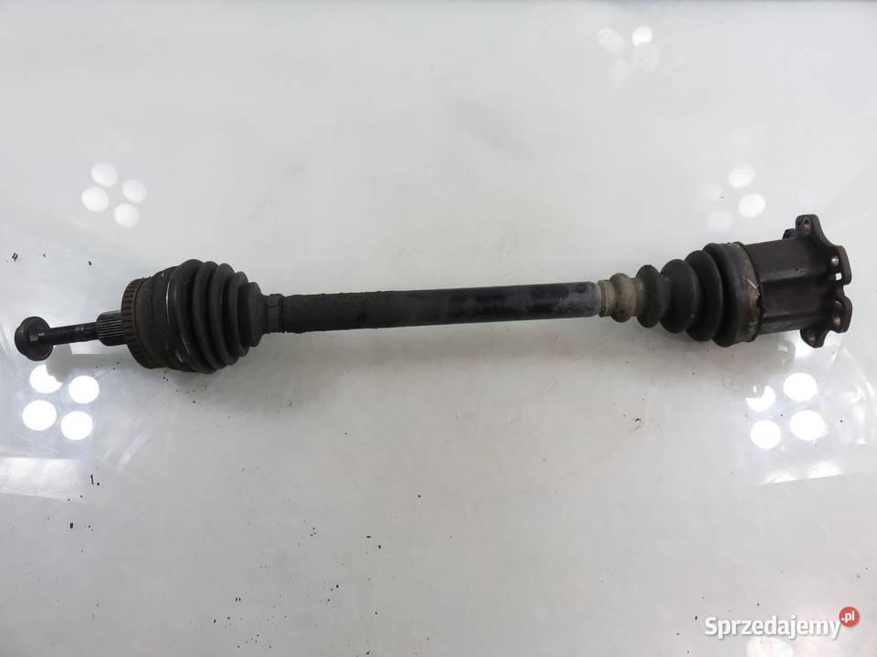 PÓŁOŚ PRAWA PRZEDNIA AUDI A4 B6 Avant 8E5 18 T małopolskie