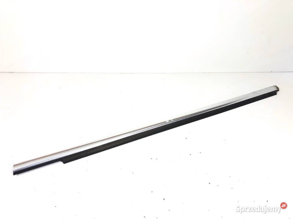 LISTWA ZGARNIAJĄCA PRZÓD LEWY MERCEDES X204 sprzedam